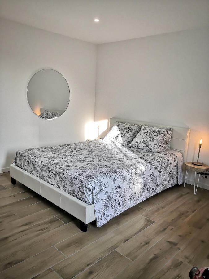 Studio Moderne, Place Parking Prive, Emplacement Ideal A 100 M Du Lac. 안시 외부 사진