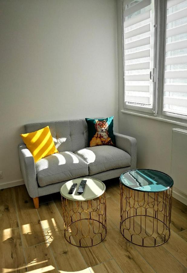 Studio Moderne, Place Parking Prive, Emplacement Ideal A 100 M Du Lac. 안시 외부 사진